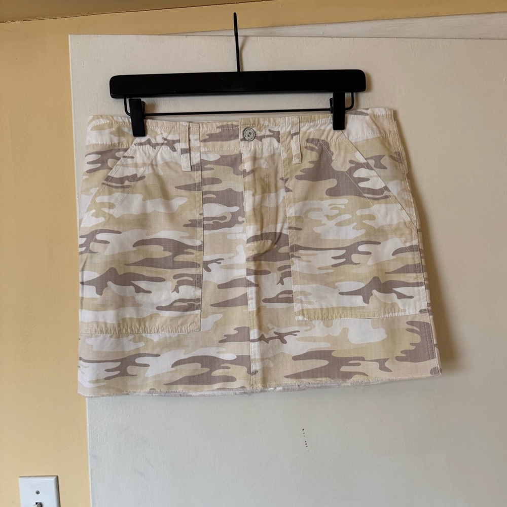 SANCTUARY Camouflage Skirt - size 30 - EUC - Anthropologie